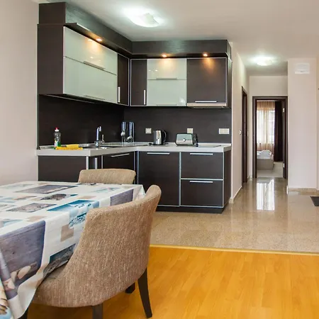 Tuna Apartman Szveti Vlasz